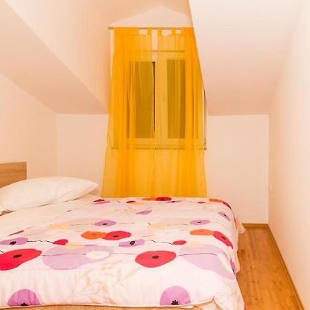 Apartments Villa-Ines Center Vodice Eksteriør billede