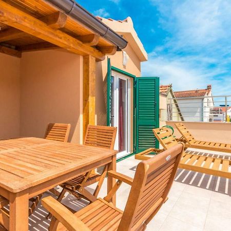 Apartments Villa-Ines Center Vodice Eksteriør billede