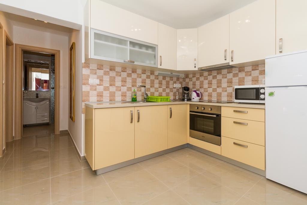Apartments Villa-Ines Center Vodice Eksteriør billede